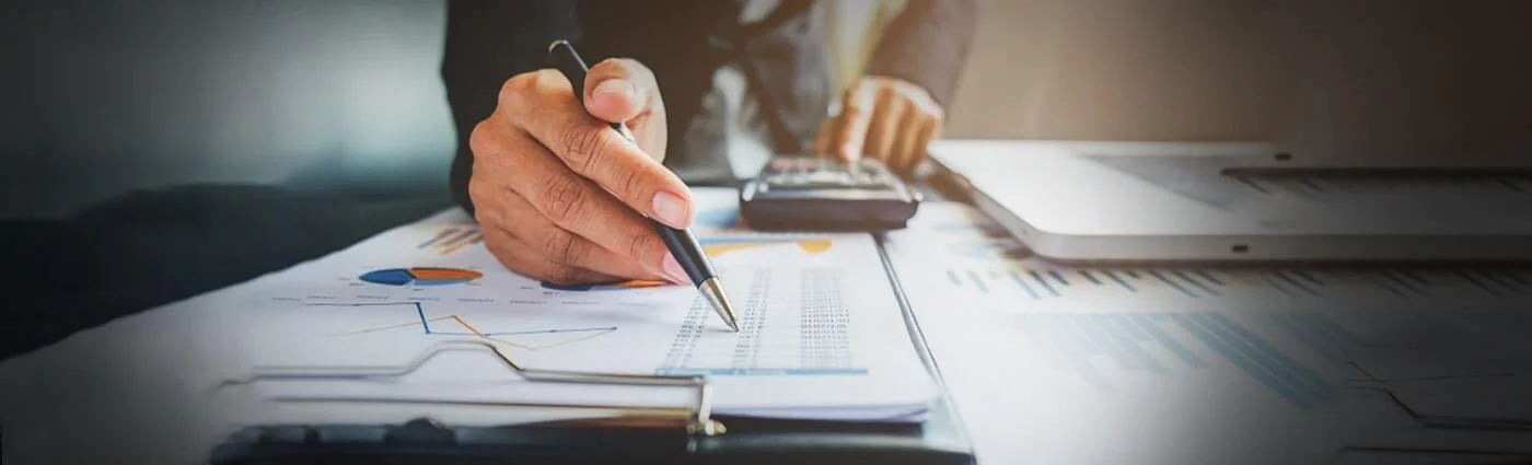 Q versus spreadsheets which is the smarter way to track your finances